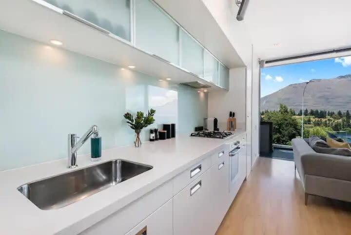 Luxury Lake View - 1 Bedroom Queenstown Bagian luar foto
