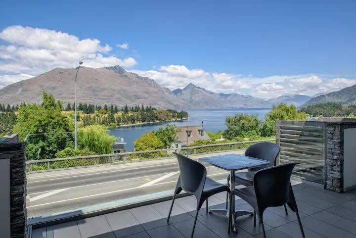 Luxury Lake View - 1 Bedroom Queenstown Bagian luar foto