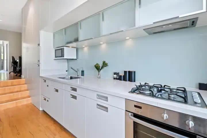 Luxury Lake View - 1 Bedroom Queenstown Bagian luar foto