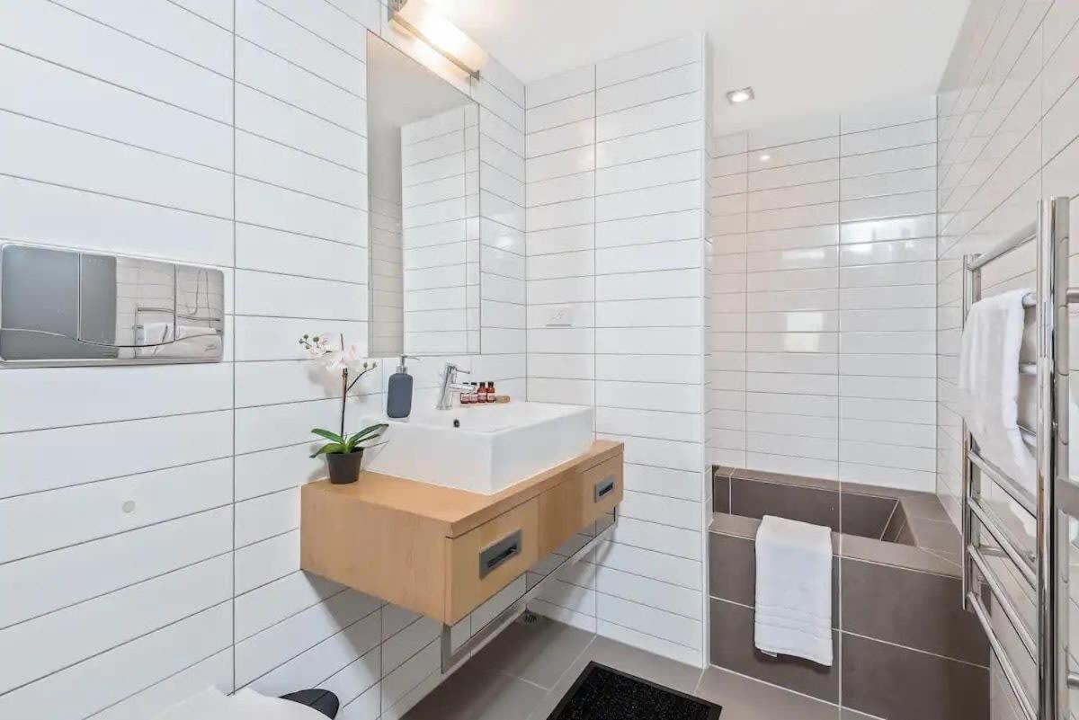 Luxury Lake View - 1 Bedroom Queenstown Bagian luar foto